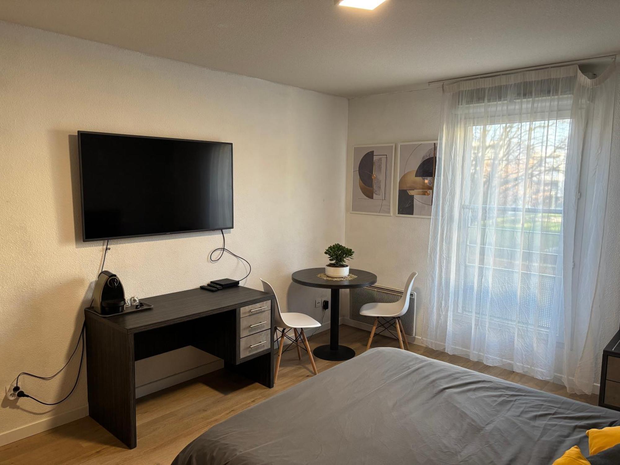 Aisme Apartment Toulouse Bagian luar foto